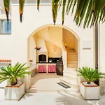 公寓 3 Bedroom Cozy In