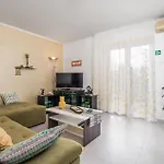 3 Bedroom Cozy In 公寓 *
