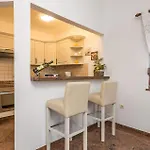 3 Bedroom Cozy In 公寓