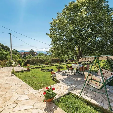 3 Bedroom Cozy In Apartamento Viskovo