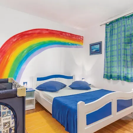 3 Bedroom Cozy In *