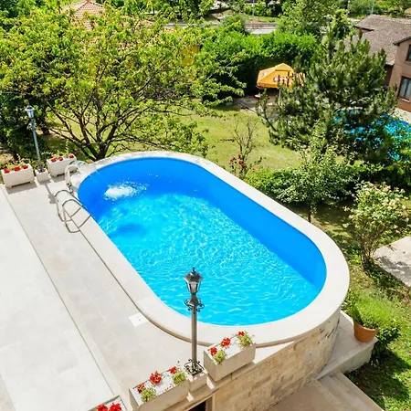 아파트 3 Bedroom Pet Friendly In *