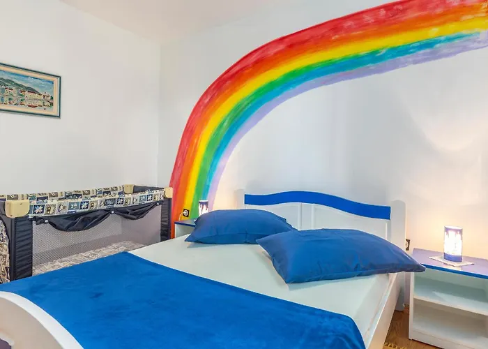 3 Bedroom Cozy In *