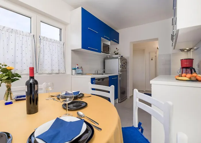 3 Bedroom Cozy In