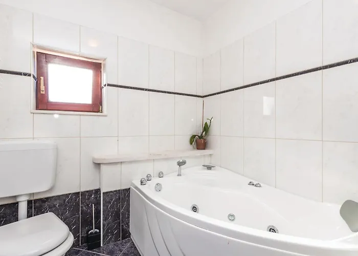 アパート 3 Bedroom Cozy In *